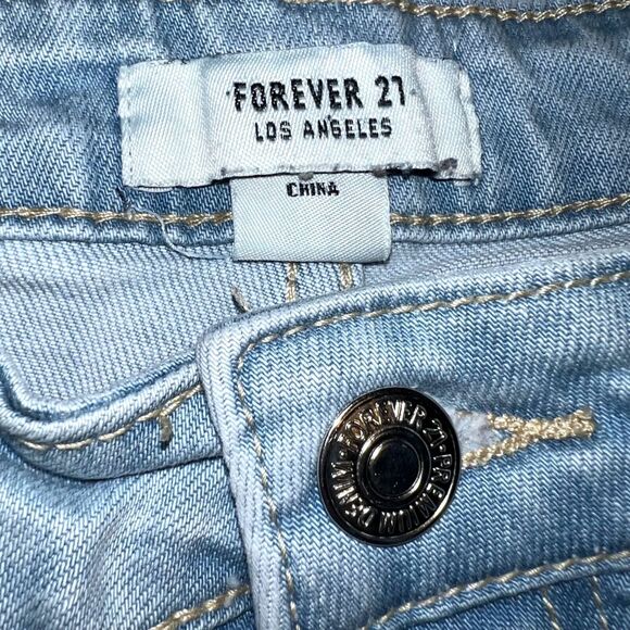 Forever 21 Womens Denim Blue Jean Floral Embroidered Cut Off High Waist Size 28 - Picture 8 of 11